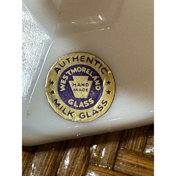 Vintage Westmoreland Milk Glass Bud Vase With Floral Design Rose Buds - Picture 5 of 6